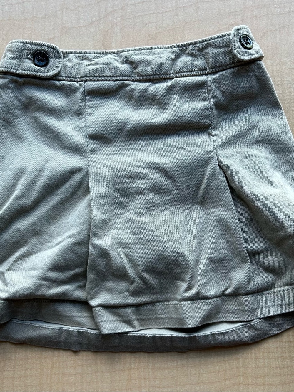 Old Navy Kids Khaki Pleated School Uniform Skort - Elastic Waist Size 8